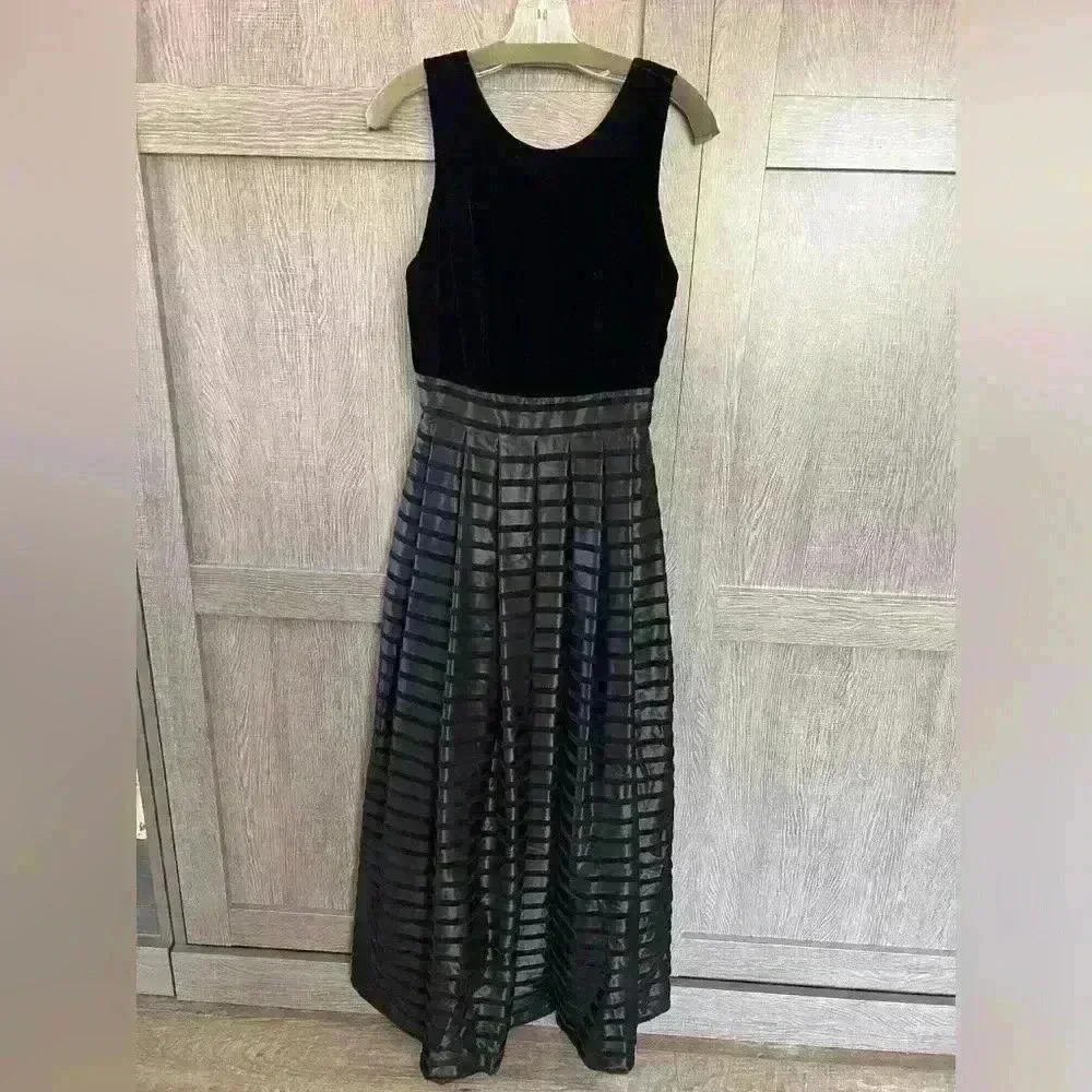 Ever Beauty Formal Gown Vintage Black Stripe Velvet Satin Tulle
